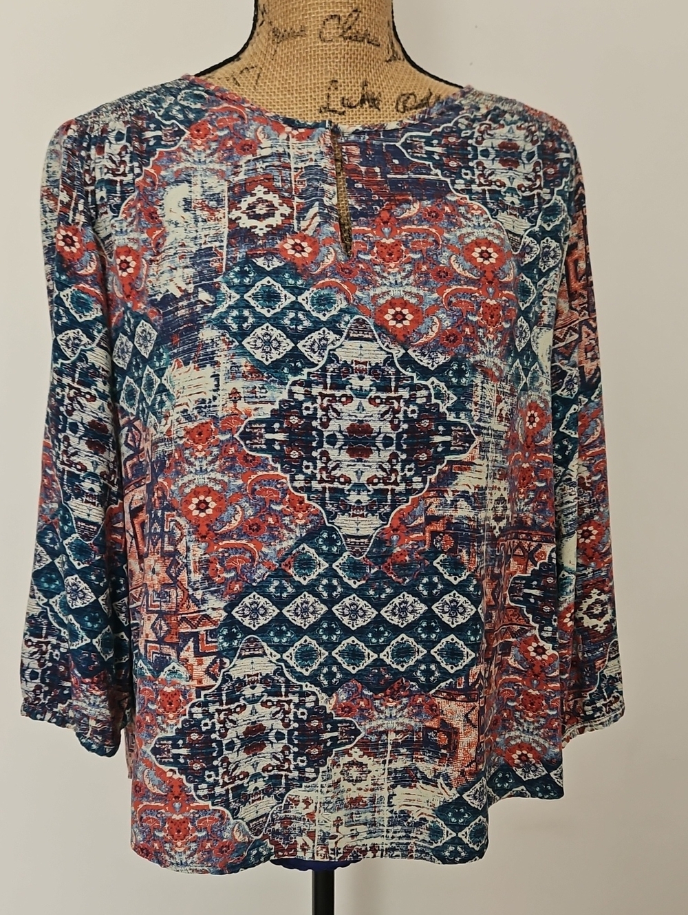 Crosby 3/4 Sleeve Blouse, Size XL.